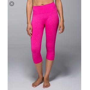 lululemon Seamlessly Street Crop